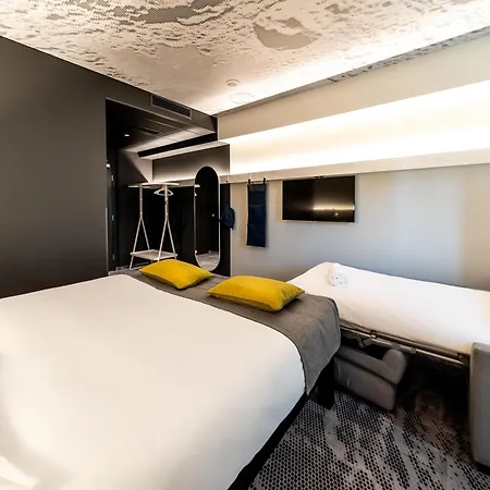 ホテル Ibis Center 3*