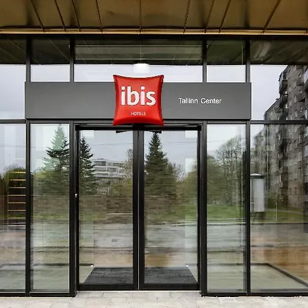 Ibis Center Hotel 3*