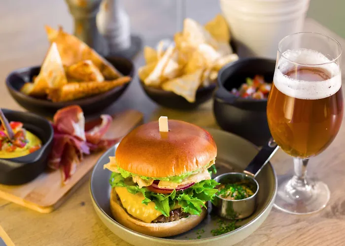 Отель Ibis Center 3*